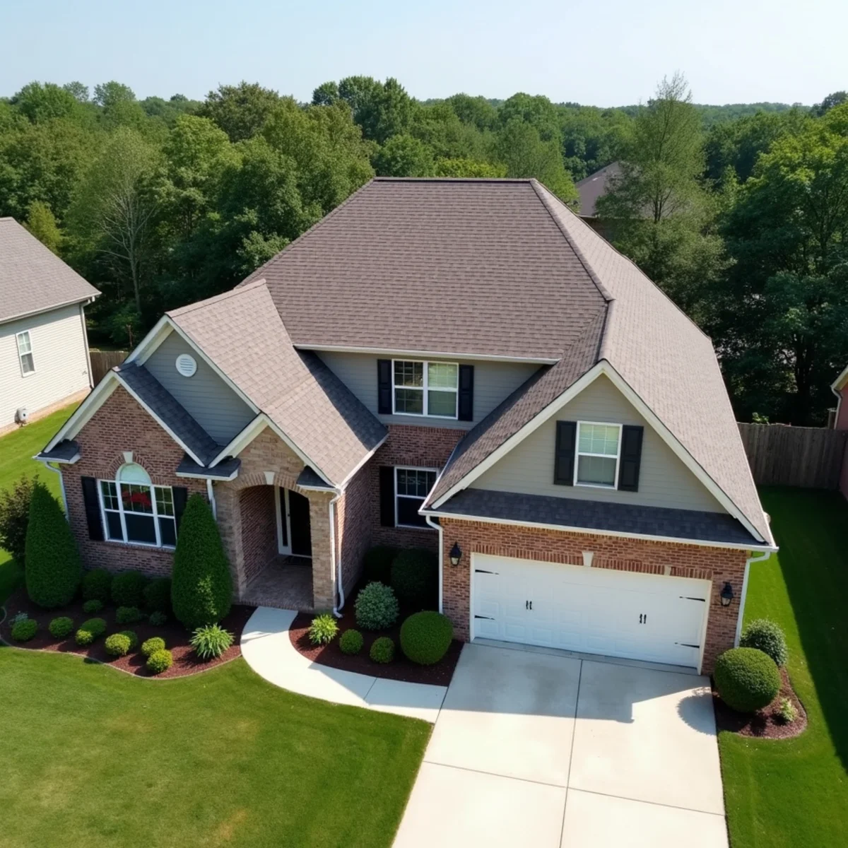 Completed residential shingle roofing installation by Ernest Roofing in Conway, Arkansas